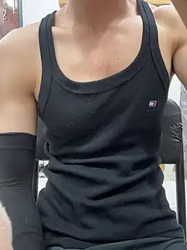 coupleyug online show from April 13, 3:05 pm