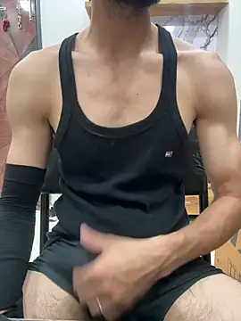 coupleyug online show from May 3, 5:49 pm