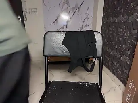 coupleyug online show from March 20, 7:09 am