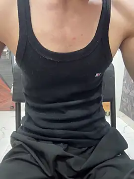 coupleyug online show from March 28, 3:35 pm