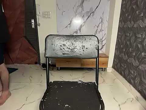 coupleyug online show from April 19, 10:49 am