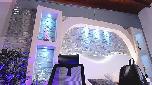 dominic de luca online show from November 29, 4:56 am