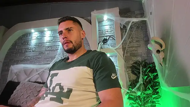 dominic de luca online show from October 21, 3:06 am