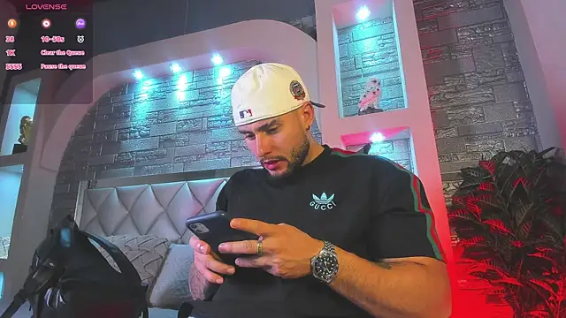 dominic de luca online show from October 3, 4:36 am