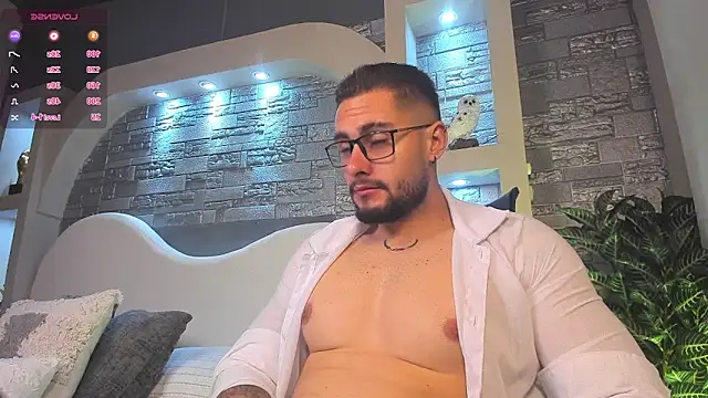 dominic de luca online show from November 9, 3:43 am