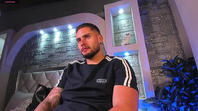 dominic de luca online show from October 1, 1:00 am