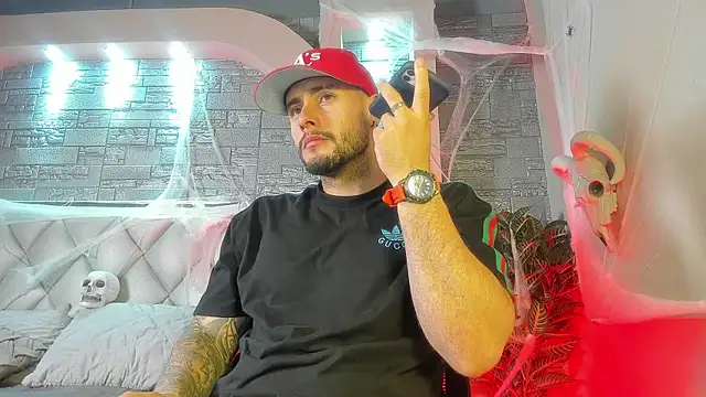 dominic de luca online show from October 17, 3:21 am