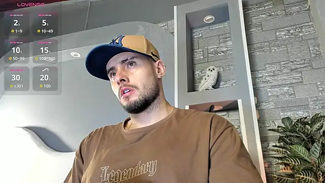 Snapshot of dominic_de_luca chatting on June 10, 2:02 am dominic de luca online show from June 10, 2:02 am