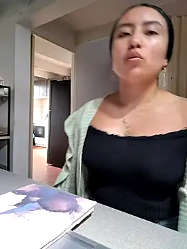 Venus Rivers online show from November 21, 1:10 pm