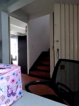 Venus Rivers online show from November 10, 1:05 pm