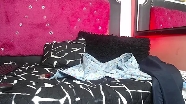 Snapshot of Engeelll chatting on November 11, 6:47 pm Engeelll online show from November 11, 6:47 pm