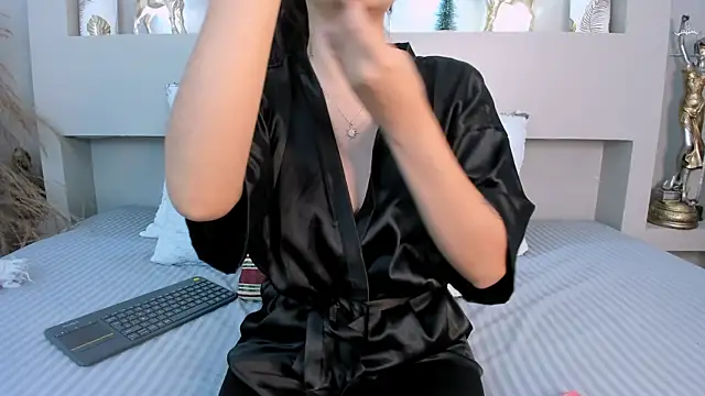 MeryCoors online show from December 4, 1:32 pm