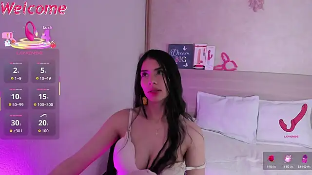 Snapshot of Tinny_floor chatting on October 23, 4:11 am Tinny floor online show from October 23, 4:11 am