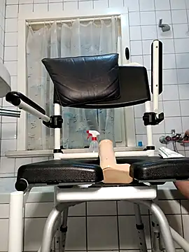 toywood online show from March 19, 9:15 pm