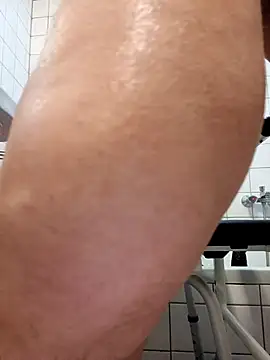 toywood online show from December 2, 5:53 am