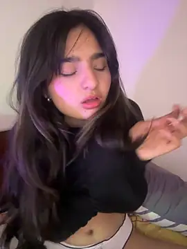 Clementyne30 online show from October 4, 2:46 am