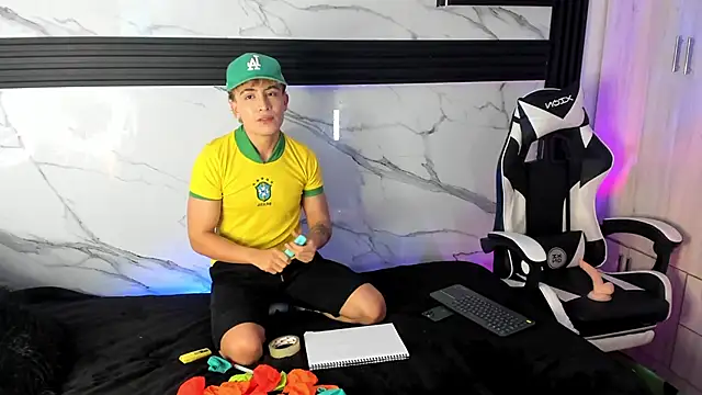 Snapshot of Saimonvela chatting on November 12, 6:06 am Saimonvela online show from November 12, 6:06 am