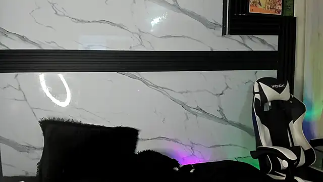 Snapshot of Saimonvela chatting on November 27, 3:51 am Saimonvela online show from November 27, 3:51 am