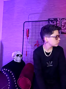 SpencerMontgomery online show from November 9, 2:54 pm