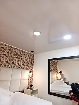 SpencerMontgomery online show from October 25, 7:14 pm