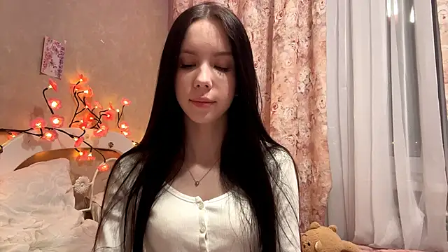 AxyKitten online show from November 7, 1:48 pm