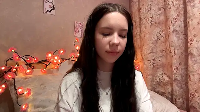 AxyKitten online show from November 6, 3:49 pm