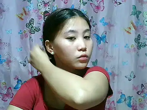 Snapshot of SexyAsianPussy4u chatting on June 15, 6:02 am SexyAsianPussy4u online show from June 15, 6:02 am