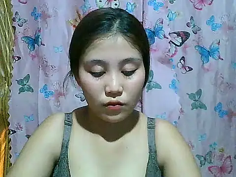 SexyAsianPussy4u online show from June 18, 5:50 am