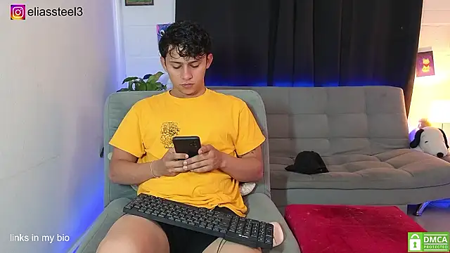 elias steel1 online show from March 27, 1:23 pm