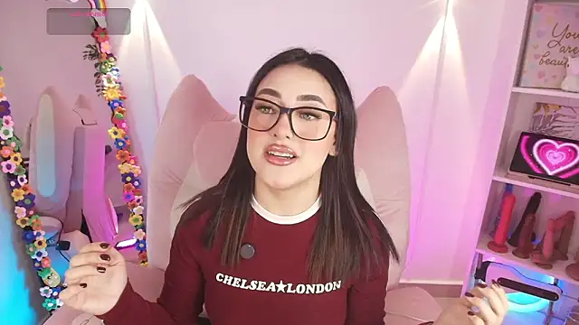 Snapshot of justonecute chatting on January 17, 12:04 am justonecute online show from January 17, 12:04 am