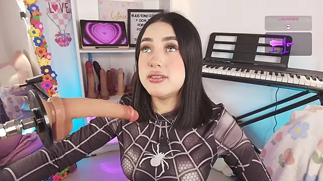 justonecute online show from March 20, 12:11 am