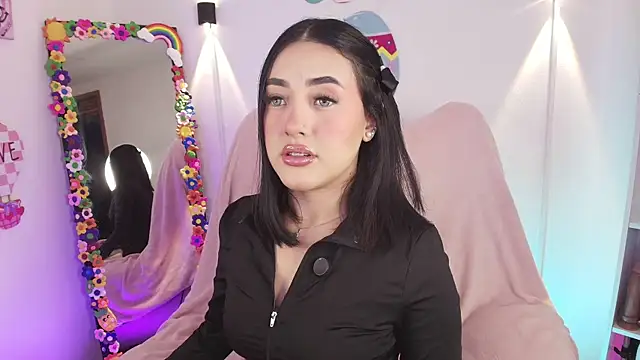 justonecute online show from April 9, 1:40 am