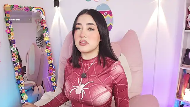 justonecute online show from April 11, 2:08 am