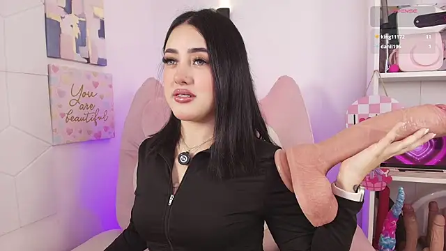 Snapshot of justonecute chatting on May 23, 1:37 am justonecute online show from May 23, 1:37 am