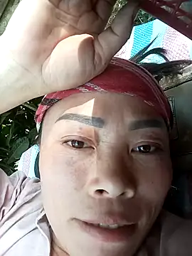 CoMay003 online show from April 3, 5:58 am