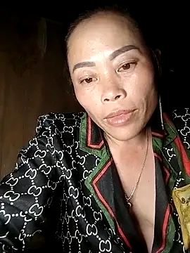 CoMay003 online show from April 15, 1:48 pm