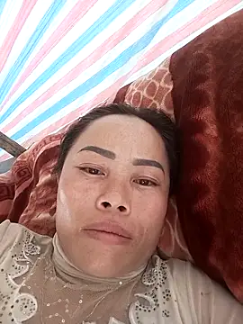 CoMay003 online show from April 5, 6:42 am