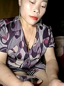 CoMay003 online show from March 26, 2:04 pm