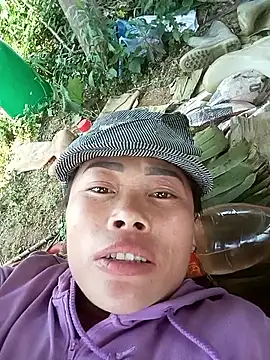 CoMay003 online show from April 13, 5:22 am