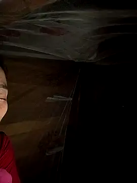 CoMay003 online show from October 27, 4:41 pm