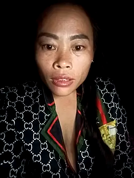 CoMay003 online show from October 31, 8:38 pm