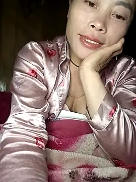 CoMay003 online show from March 12, 5:39 pm