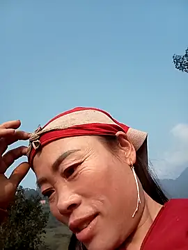 CoMay003 online show from January 13, 1:42 am