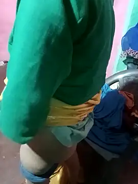 Snapshot of Sonam9696 chatting on February 28, 8:41 pm Sonam9696 online show from February 28, 8:41 pm