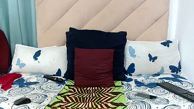 XXBUBBLYBARBIEXX online show from November 30, 4:13 am