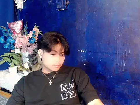 youre BabyBoy online show from December 19, 9:17 pm