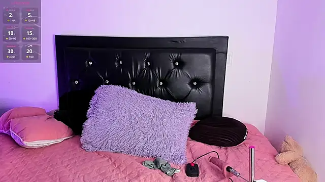 samiacooper25 online show from February 6, 12:39 am