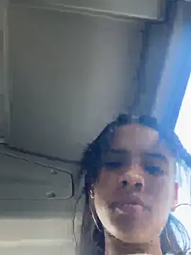 samiacooper25 online show from May 30, 2:34 pm