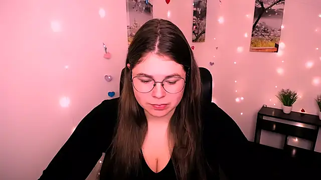Snapshot of _Lovely_Mary chatting on October 24, 6:51 pm  Lovely Mary online show from October 24, 6:51 pm