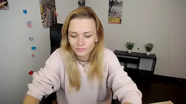 Snapshot of PeppyMia chatting on October 11, 6:58 am PeppyMia online show from October 11, 6:58 am